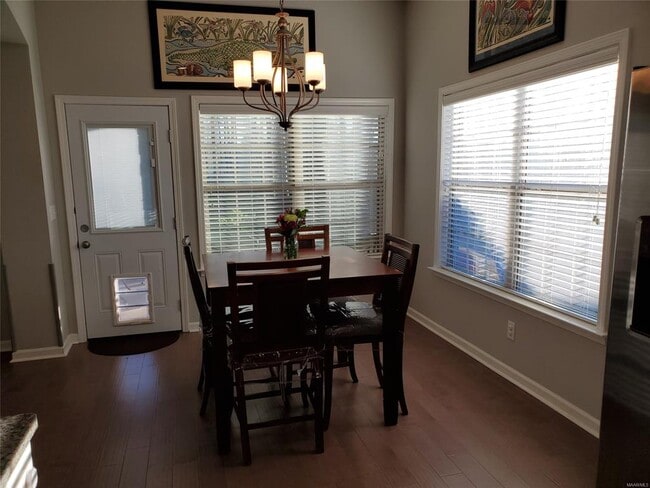 Building Photo - 9407 Cres Lodge Cir