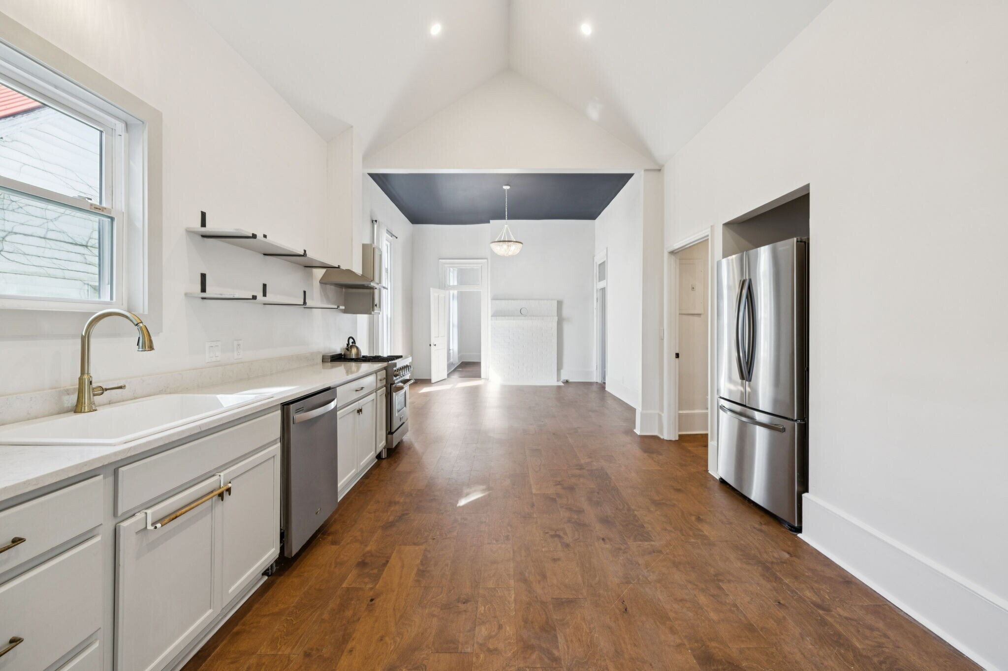 Building Photo - 911 S High St