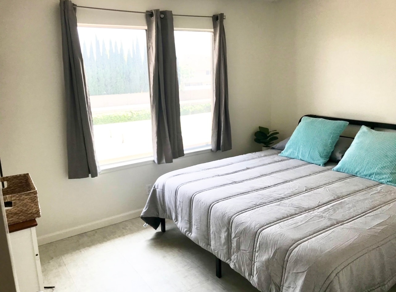 Building Photo - 10325 Elk River Ct