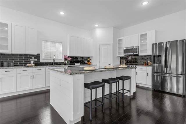 Building Photo - 407 Dubois Ave