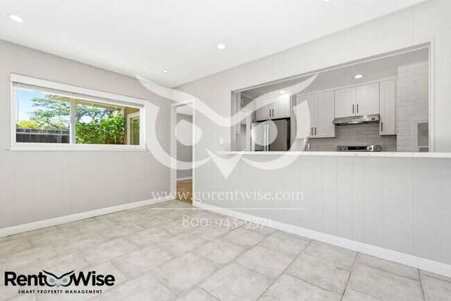 Building Photo - 1109 Ridgewood Dr