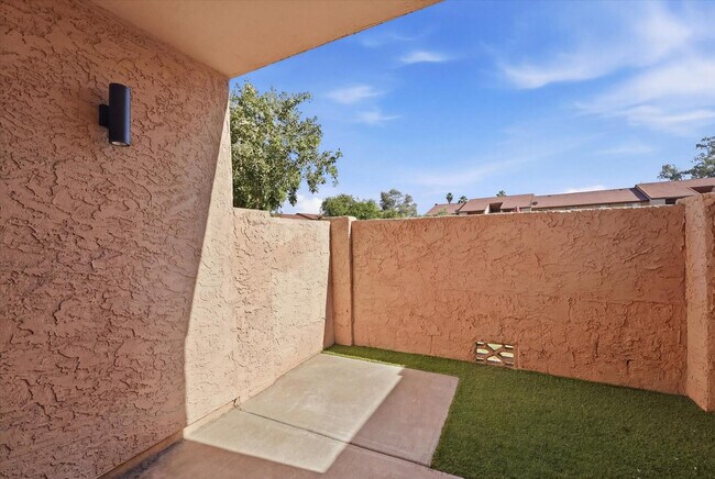 Building Photo - 1942 S Emerson