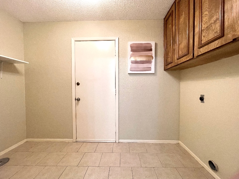 Building Photo - 922 Terry Trail