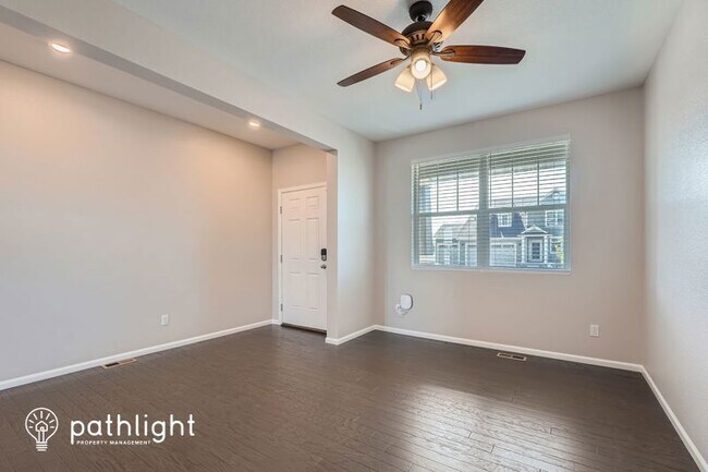 Primary Photo - 720 Penstemon Dr