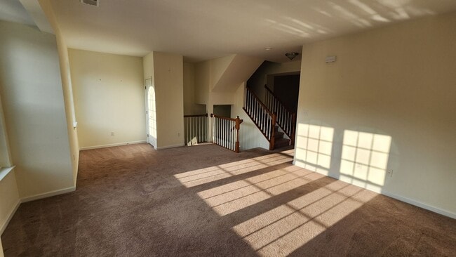 Building Photo - Spacious, Large, Luxury Hockessin, Delawar...