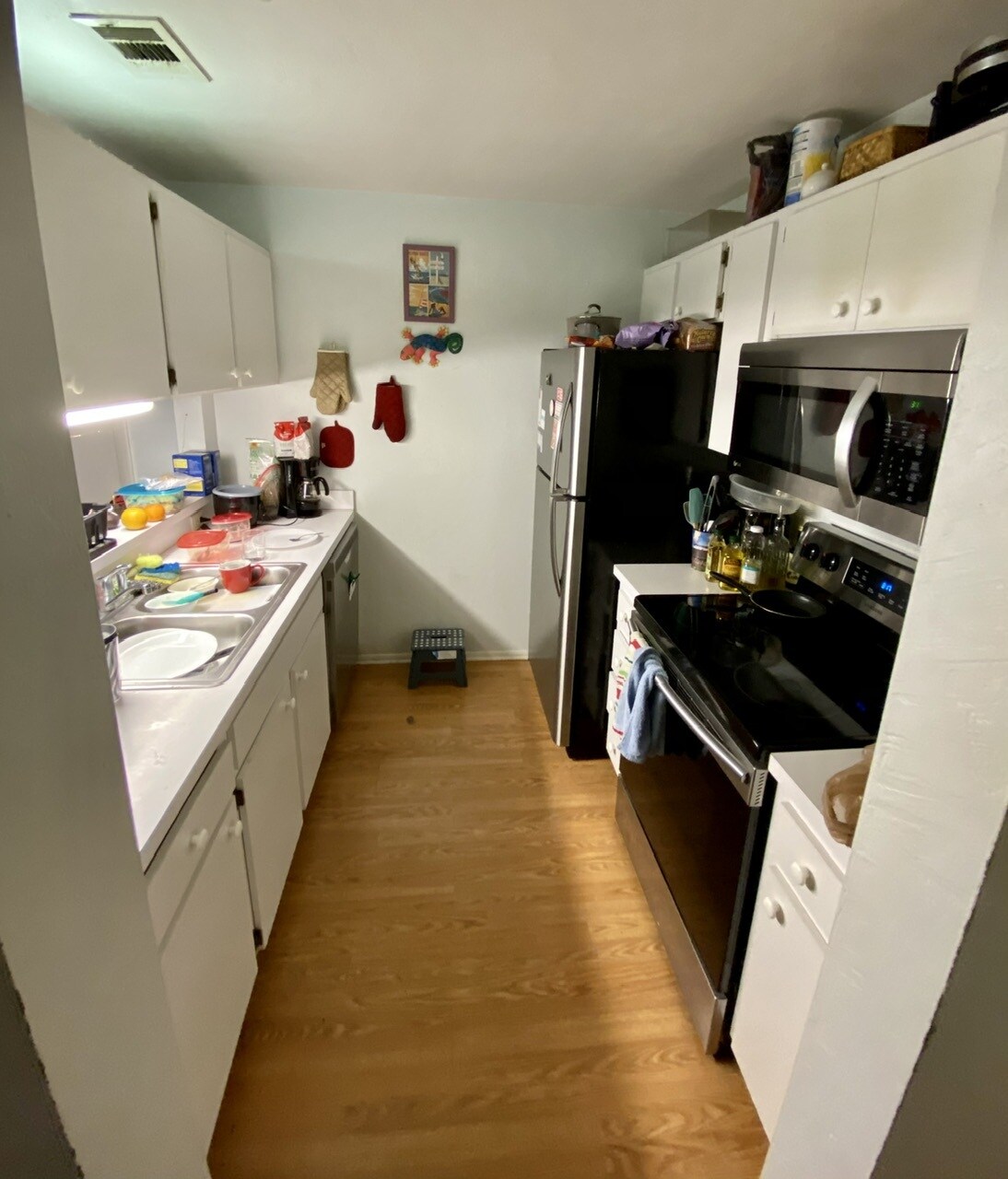 Building Photo - 4000 SW 23rd St