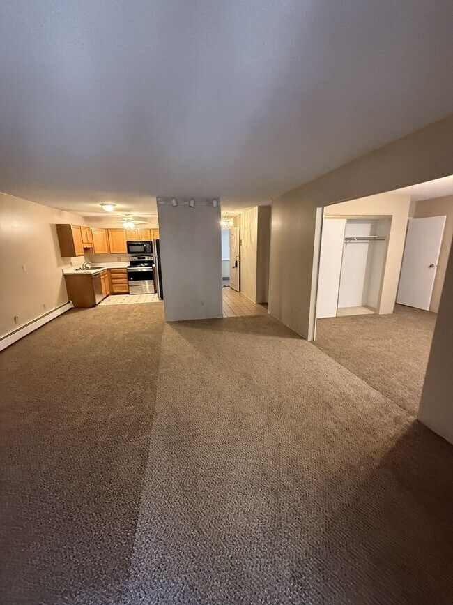 Building Photo - 13500_CORNELL