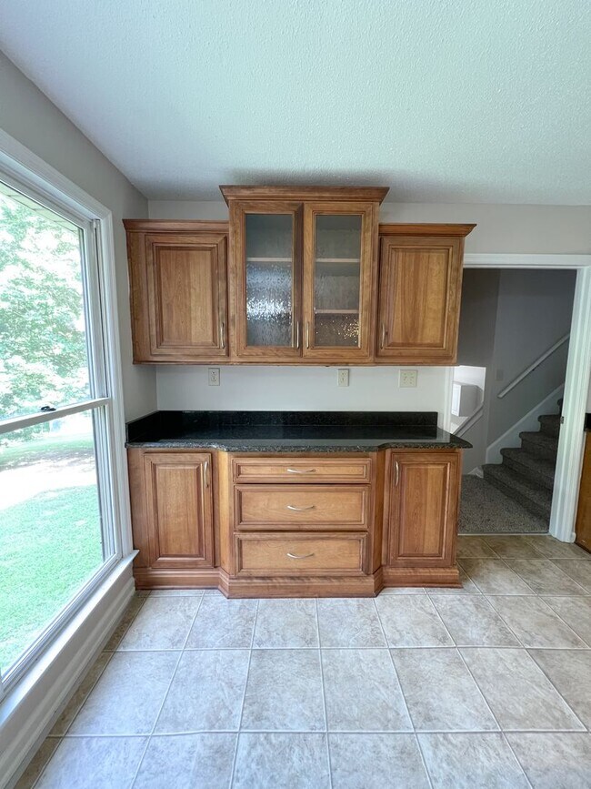 Building Photo - Gorgeous Single-Family Home! Large Deck, B...