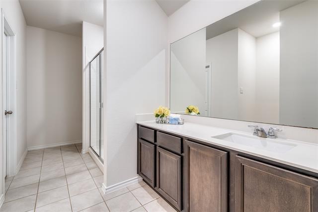 Building Photo - 3001 Glazner Dr