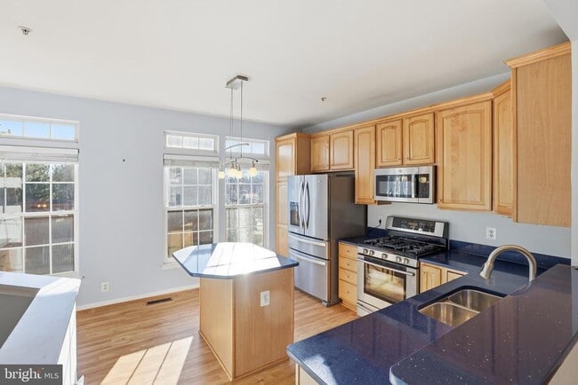 Building Photo - 2957 Huntington Grove Square