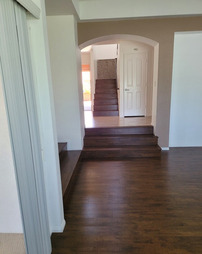 Building Photo - 309 Sea Vale St