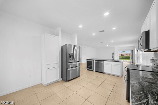 Building Photo - 10464 Canal Brook Ln