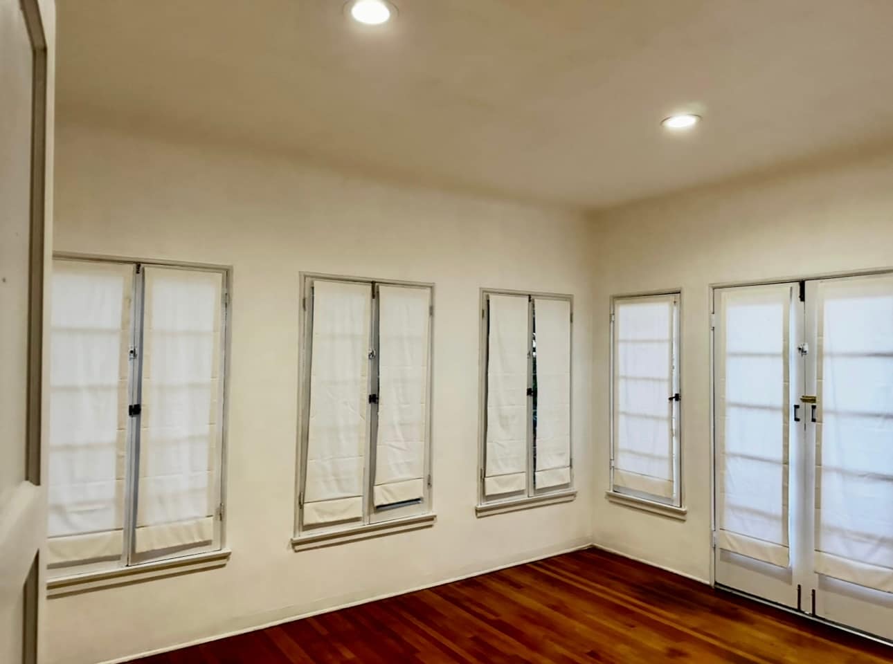 Building Photo - 1104 E California Ave