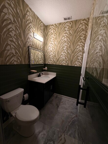 Building Photo - 4452 Seven Canyons Dr