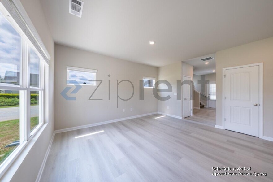 Building Photo - 501 Brady Dr