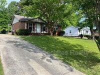 Building Photo - 1503 Glenridge Rd