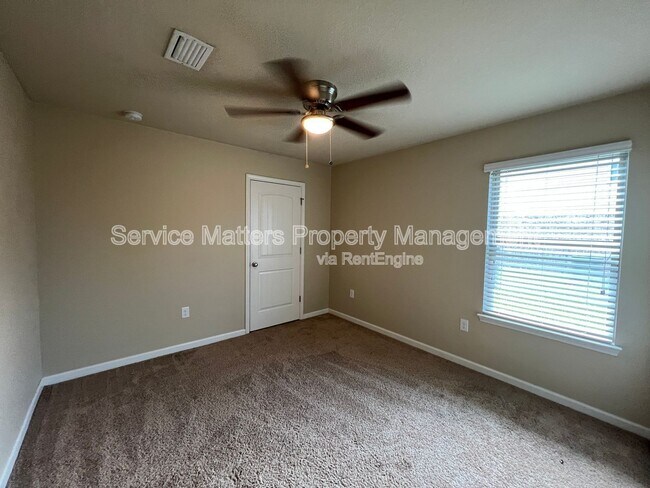 Building Photo - 4901 Spears St