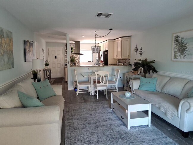 Building Photo - 7737 Eureka Dr