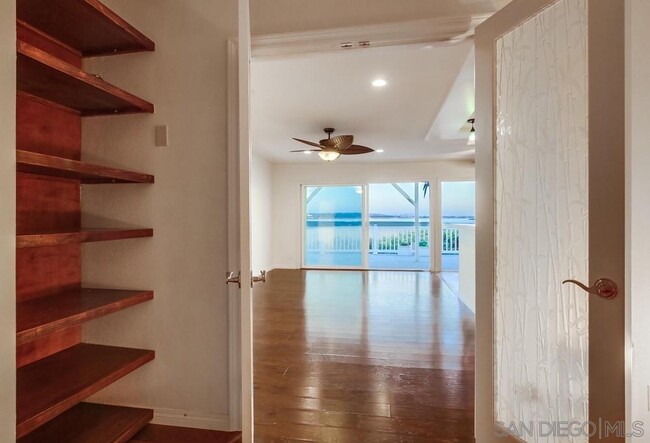 Building Photo - 3997 Crown Point Dr