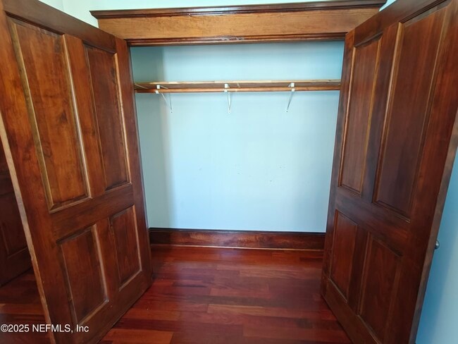 Building Photo - 1250 N Liberty St