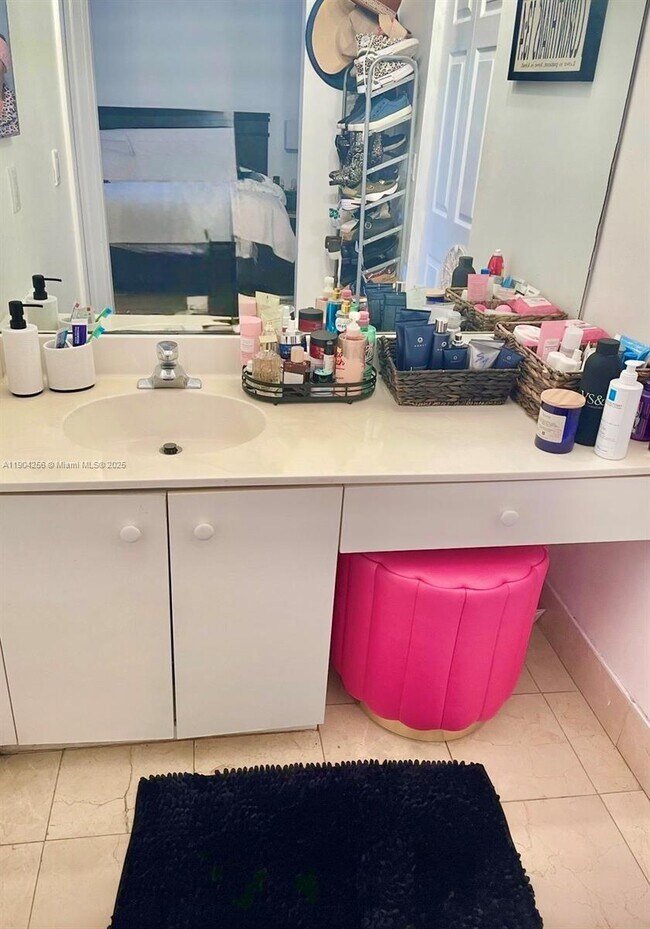 Building Photo - 20884 NW 2nd St