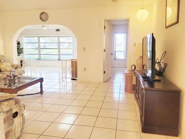 Building Photo - 2/2/1 townhome for rent in the Heather of Weeki Wachee