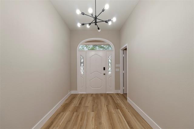 Building Photo - 809 Havenwood Ln S