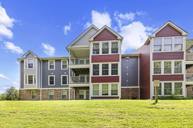 Building Photo - Coming Soon! Beautiful 2nd Floor Condo End Unit! Off of Route MD 100 & Close to MD Commuter Routes!