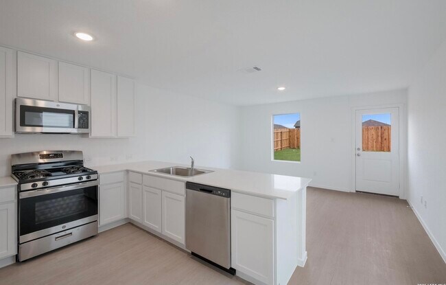 Building Photo - 7422 India Star