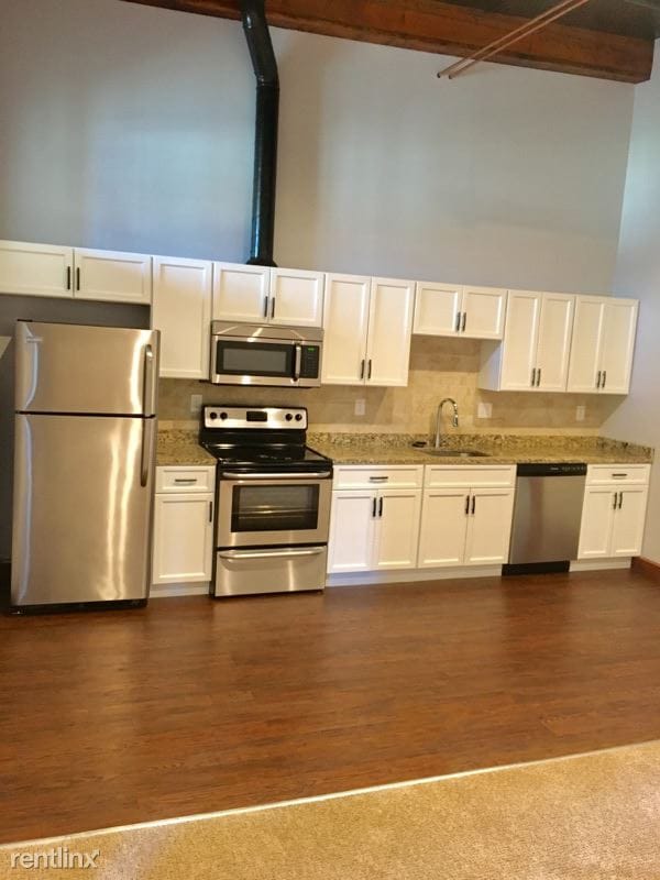 Building Photo - 10 Nebraska St