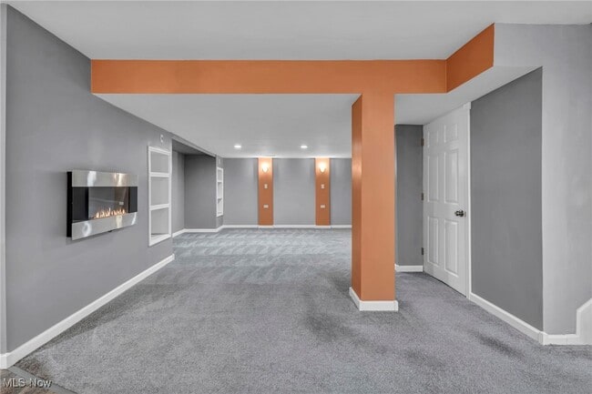 Building Photo - 10375 Kerwick Ct