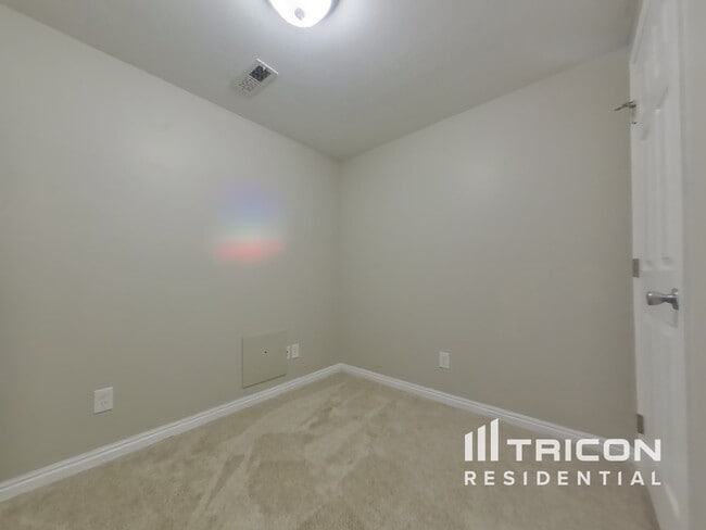 Building Photo - 2456 S 1475 W