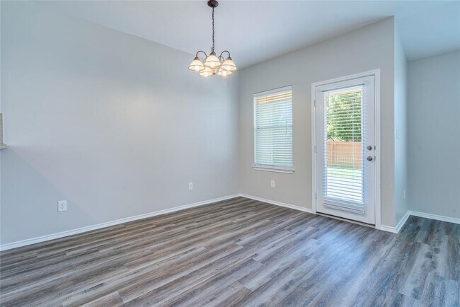 Building Photo - 7722 Buck Meadow Dr