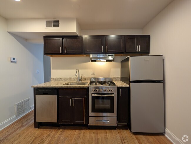 Building Photo - 4036 N Ashland Ave