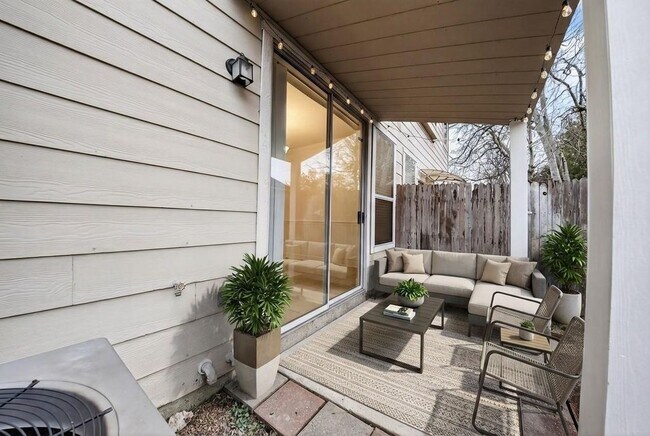 Building Photo - 13150 Lawsons Creek Ln