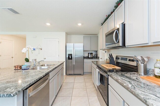 Building Photo - 36703 Spanish Rose Dr