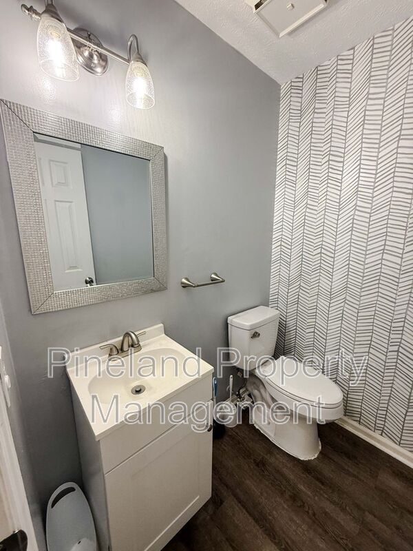 Building Photo - 3446 Sandystone Cir