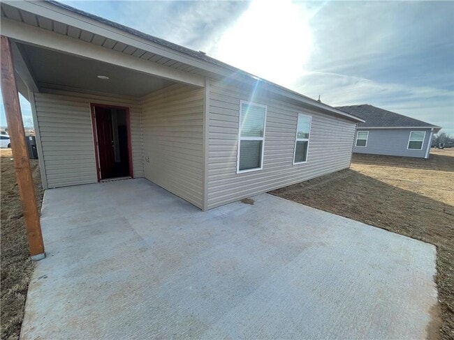 Building Photo - 2705 Bauer St