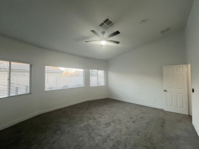 Building Photo - 2470 sq ft, remodeled single story, hard to find 5 bed, 2.5 bath, 2 car garage in guard gated Sta...