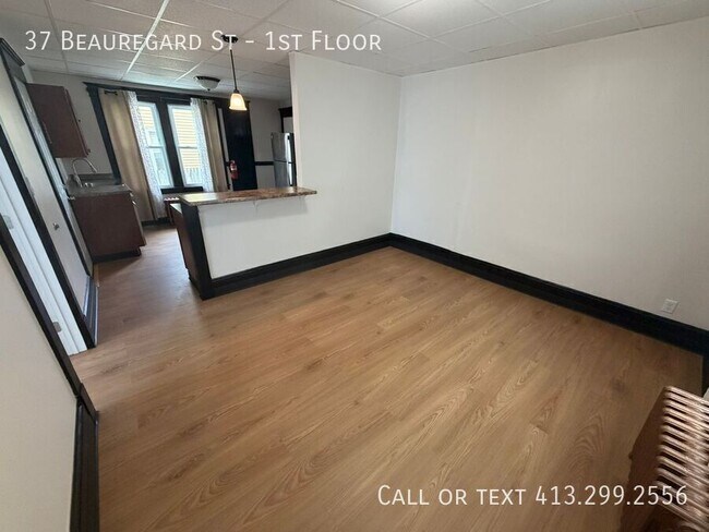 Building Photo - 37 Beauregard St