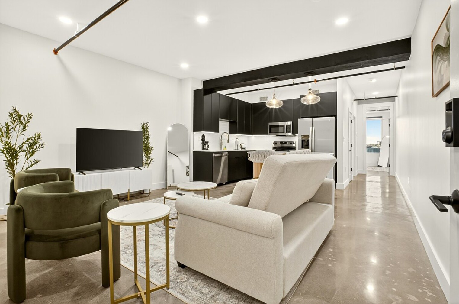 Building Photo - 310 S Boulder Ave