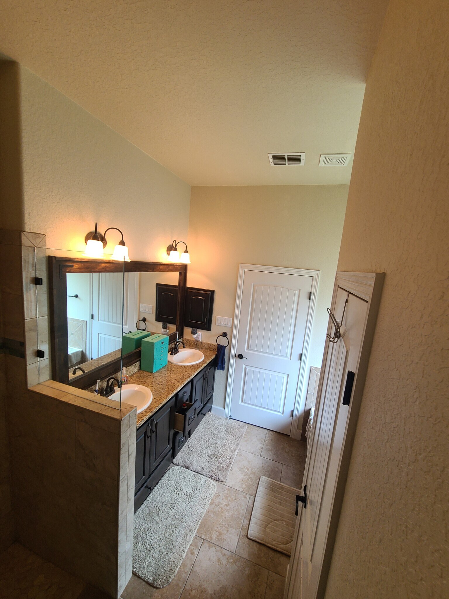 Building Photo - 15508 Fox Ln