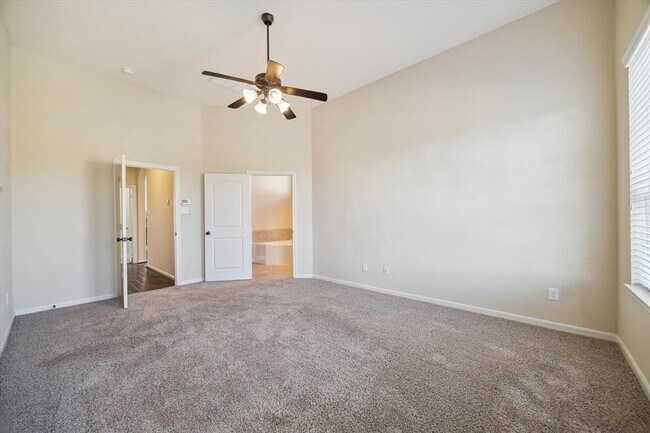 Building Photo - 12247 Stellano Ln