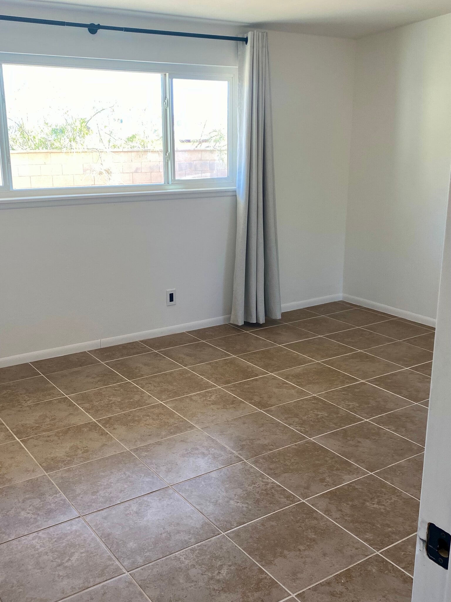 Primary Bedroom - 6393 Desert Queen Ave