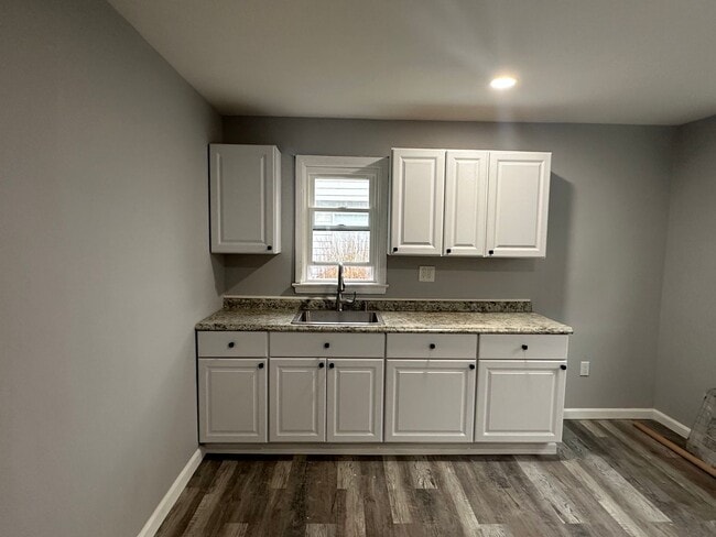 Building Photo - 12914 Park Knoll Dr