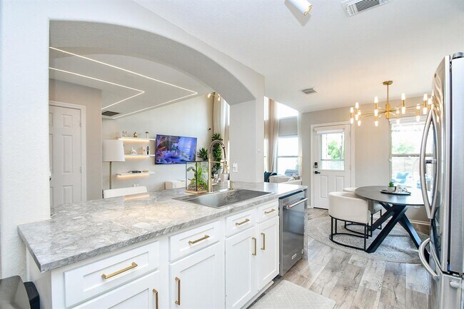 Building Photo - 25611 Winford Estate Dr