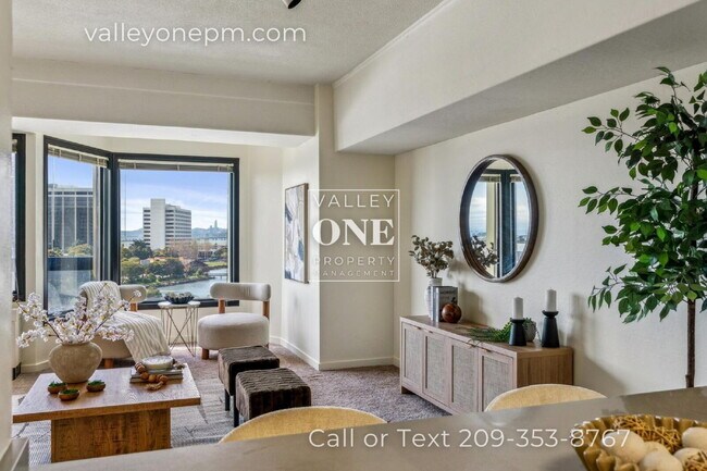 Building Photo - Fully Furnished Condo With Panoramic San Francisco Bay Views and Unbeatable Amenities