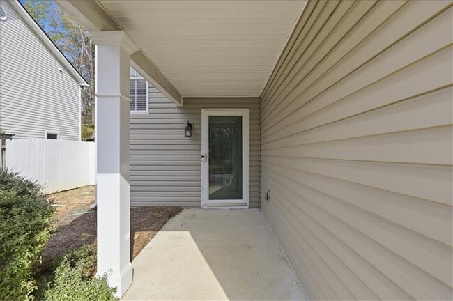 Building Photo - 3199 Liberty Commons Dr NW