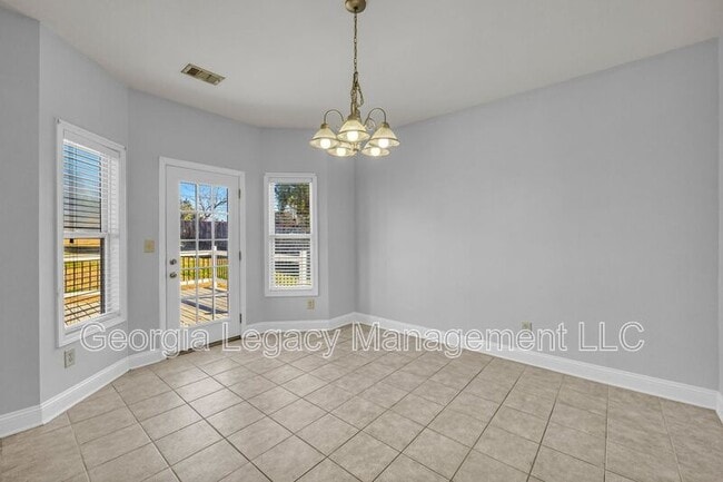 Building Photo - 816 Kaitlyn Dr