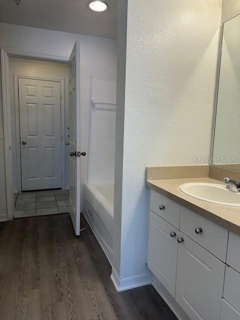 Building Photo - 18001 Richmond Pl Dr